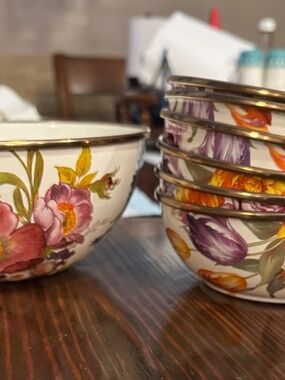 @kamaehi -Bundle Market Everyday Salad Bowl X6 and a Serving Bowl